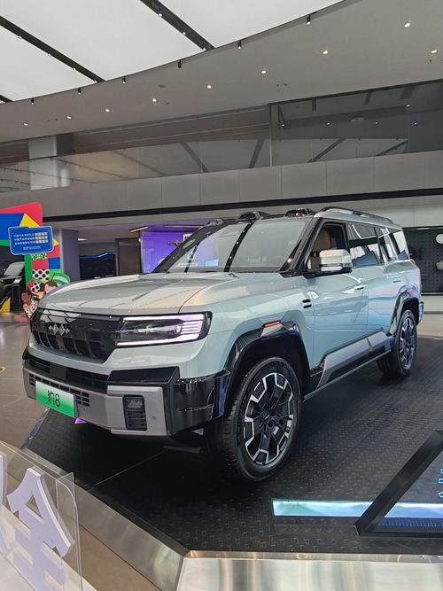 东莞318比亚迪方程豹硬派越野的爆款，英菲尼迪35周年与你共成长